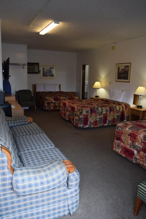 Economy Inn Taylorville 外观 照片