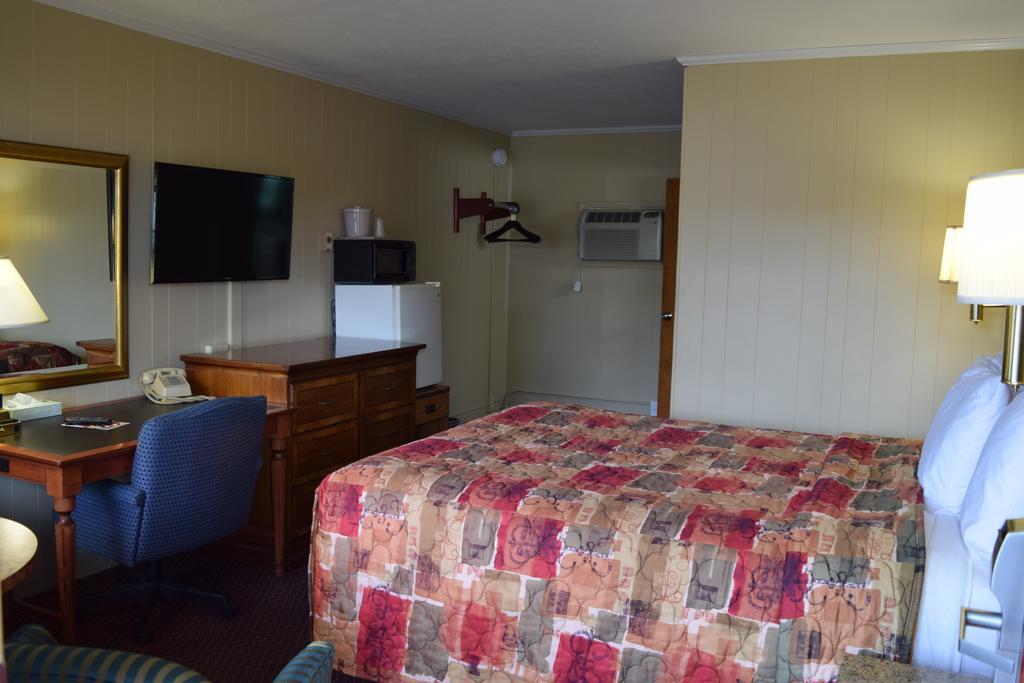 Economy Inn Taylorville 外观 照片