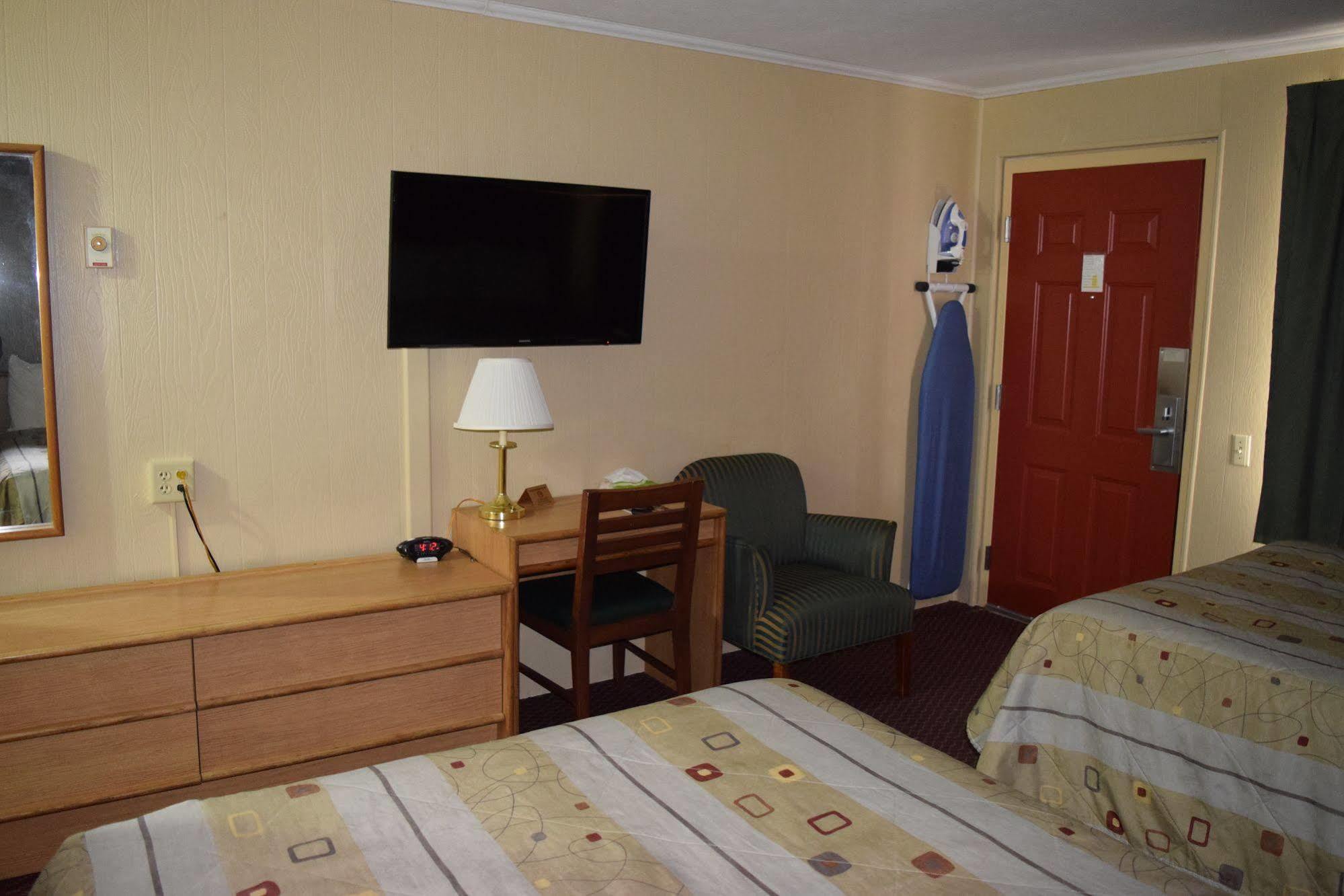 Economy Inn Taylorville 外观 照片